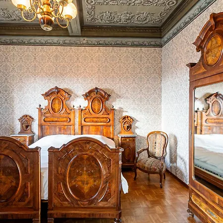 Piemonte - Simple & Historic Group Villa