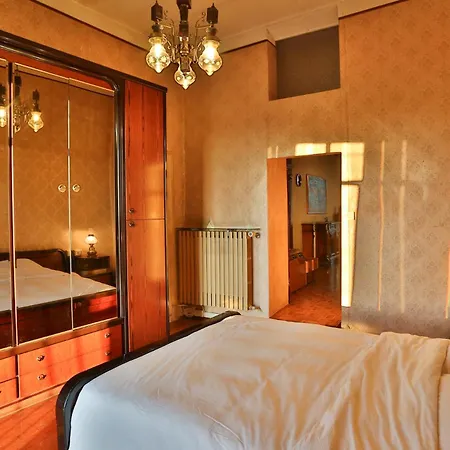Piemonte - Simple & Historic Group Villa